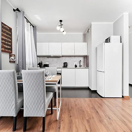 Apartment Wroclaw Sikorskiego With Free Garage By Renters Prestige Ngoại thất bức ảnh