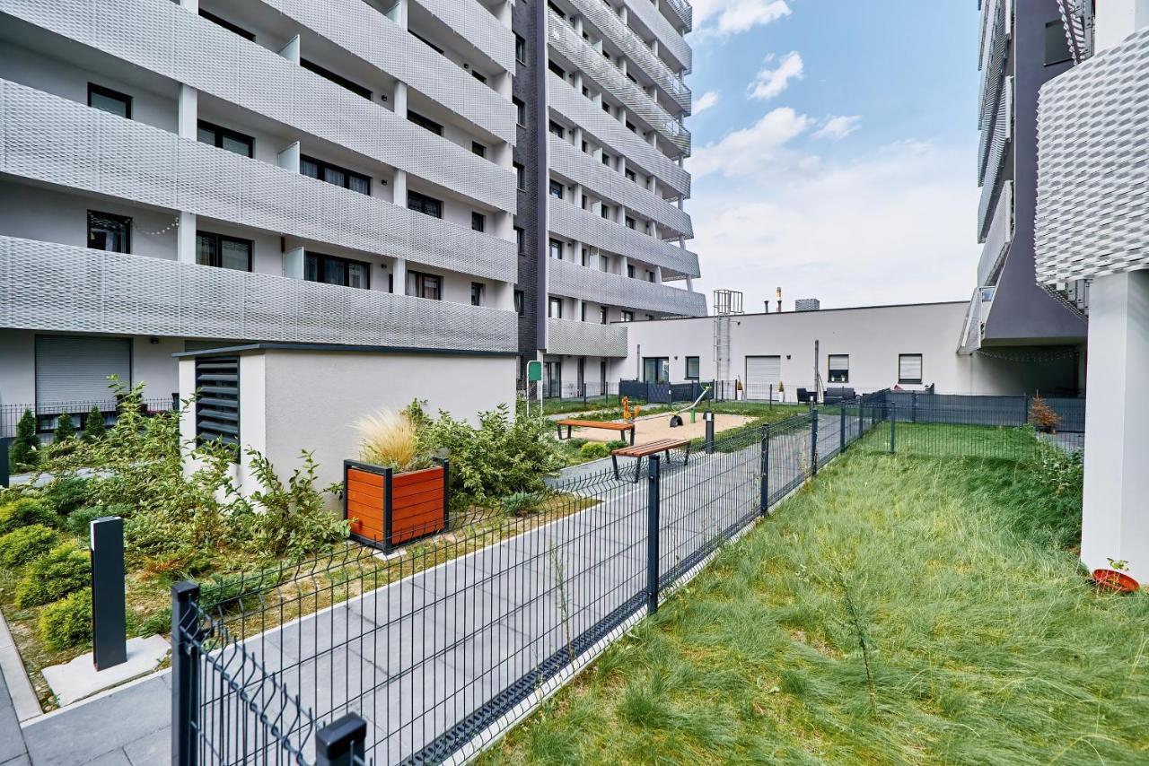 Apartment Wroclaw Sikorskiego With Free Garage By Renters Prestige Ngoại thất bức ảnh